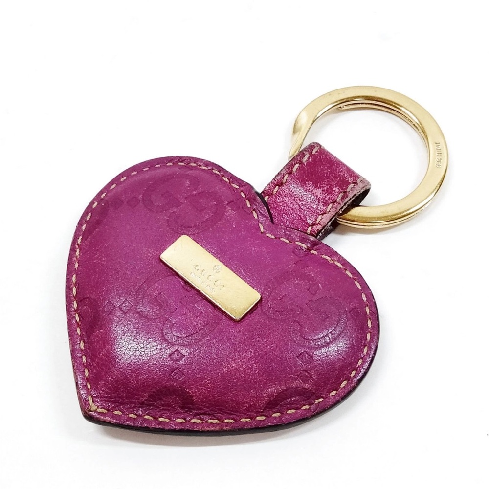 Gucci Magenta Heart Key Holder